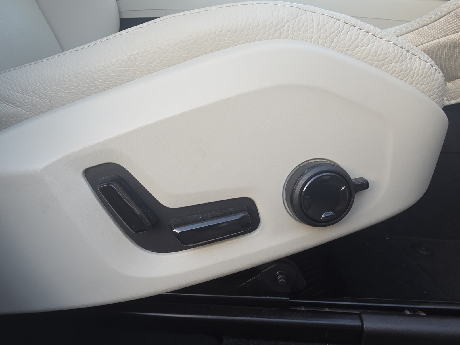 Volvo Xc60 19