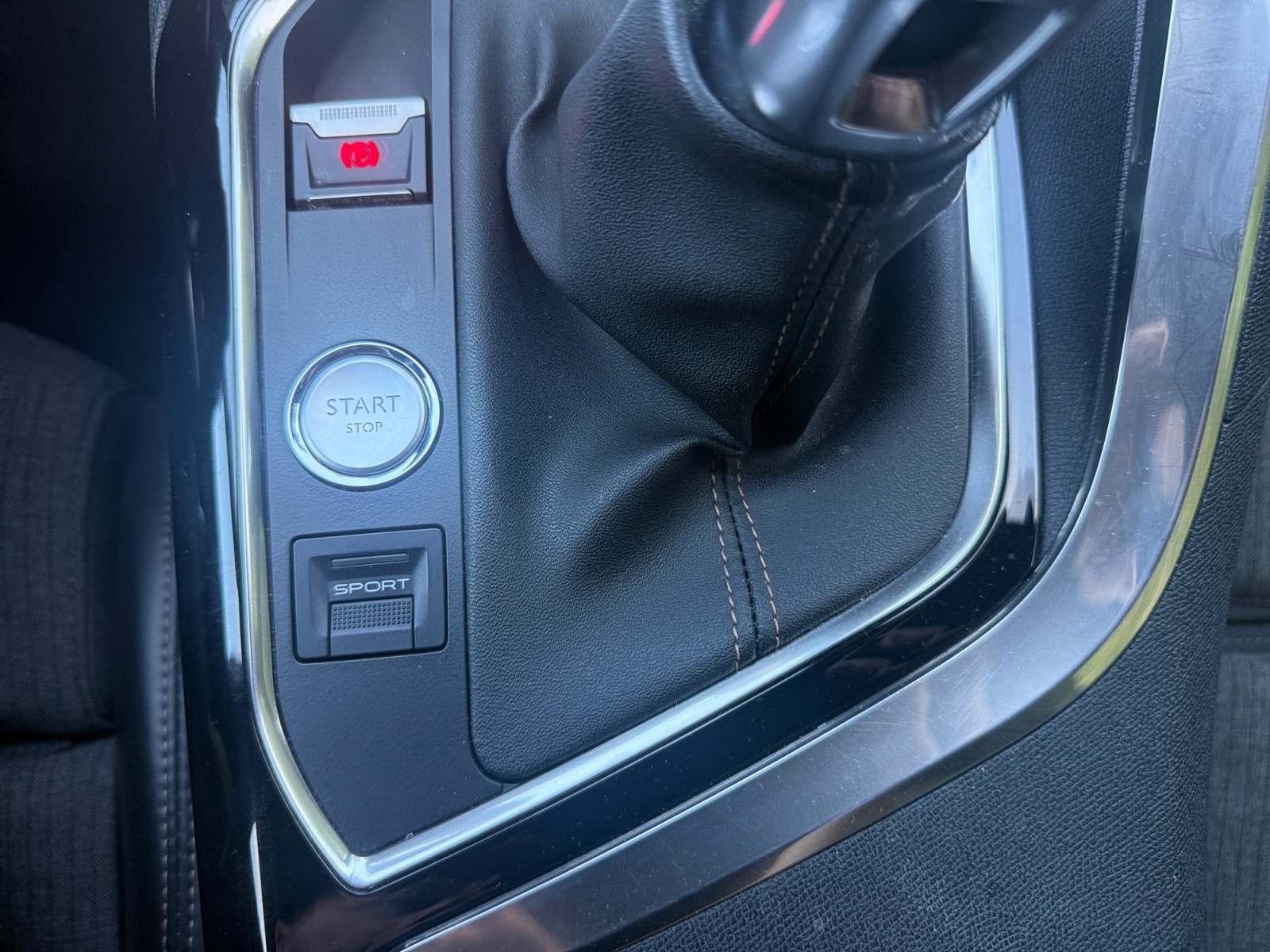 Peugeot 3008 5