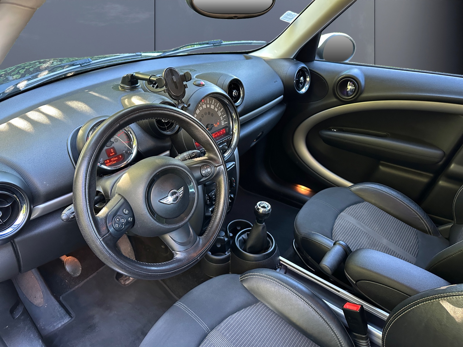 Mini Countryman 13