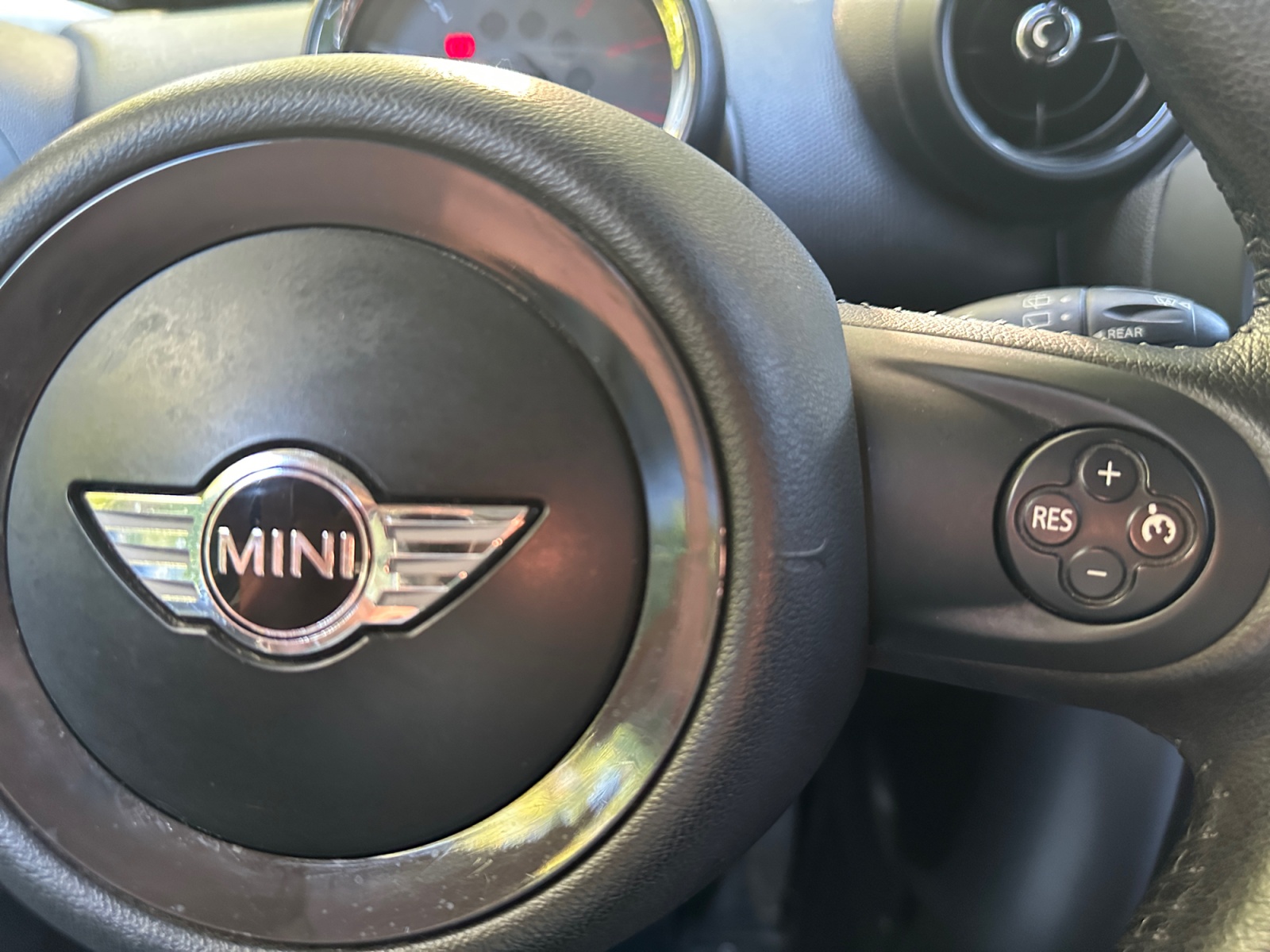 Mini Countryman 23