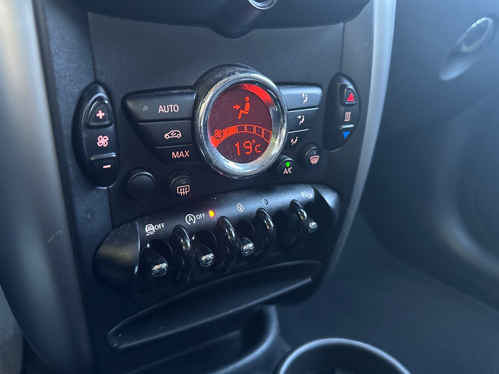 Mini Countryman 26