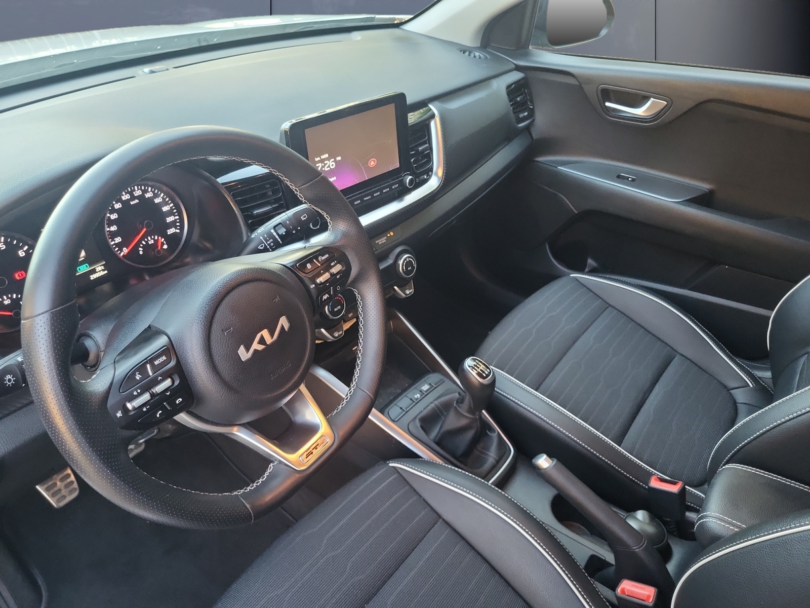 Kia Stonic 8