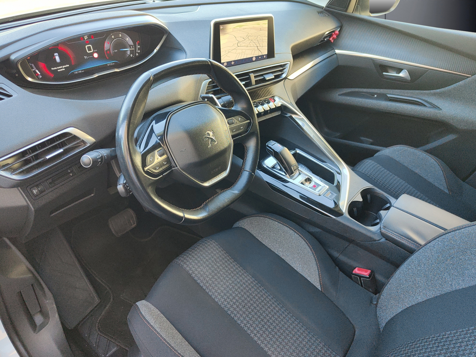 Peugeot 3008 8