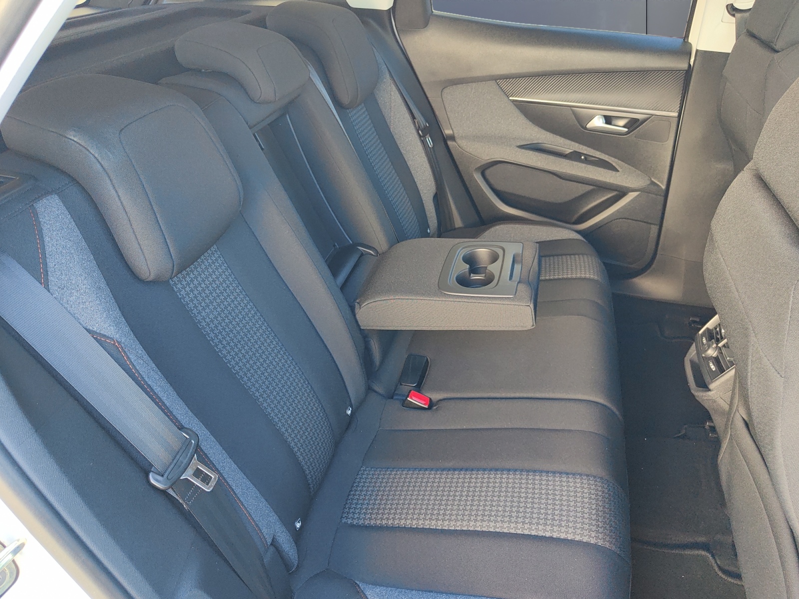 Peugeot 3008 11