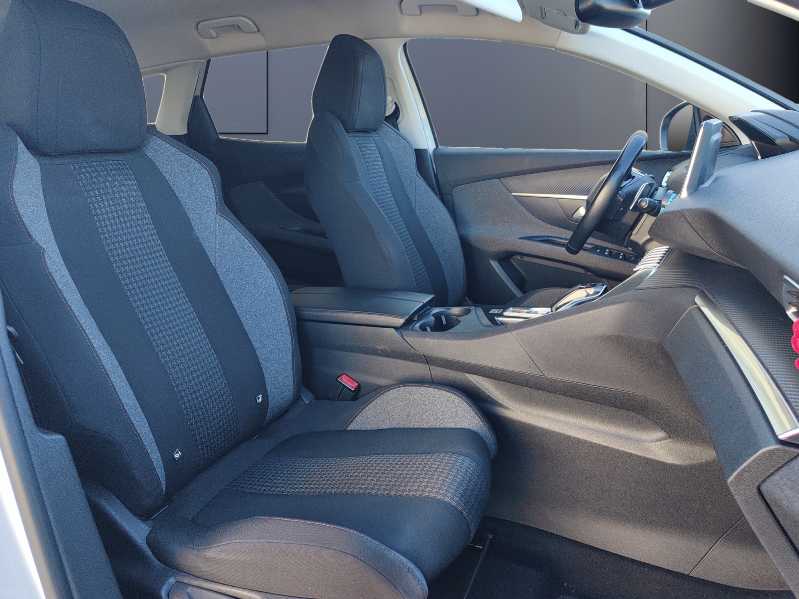 Peugeot 3008 13