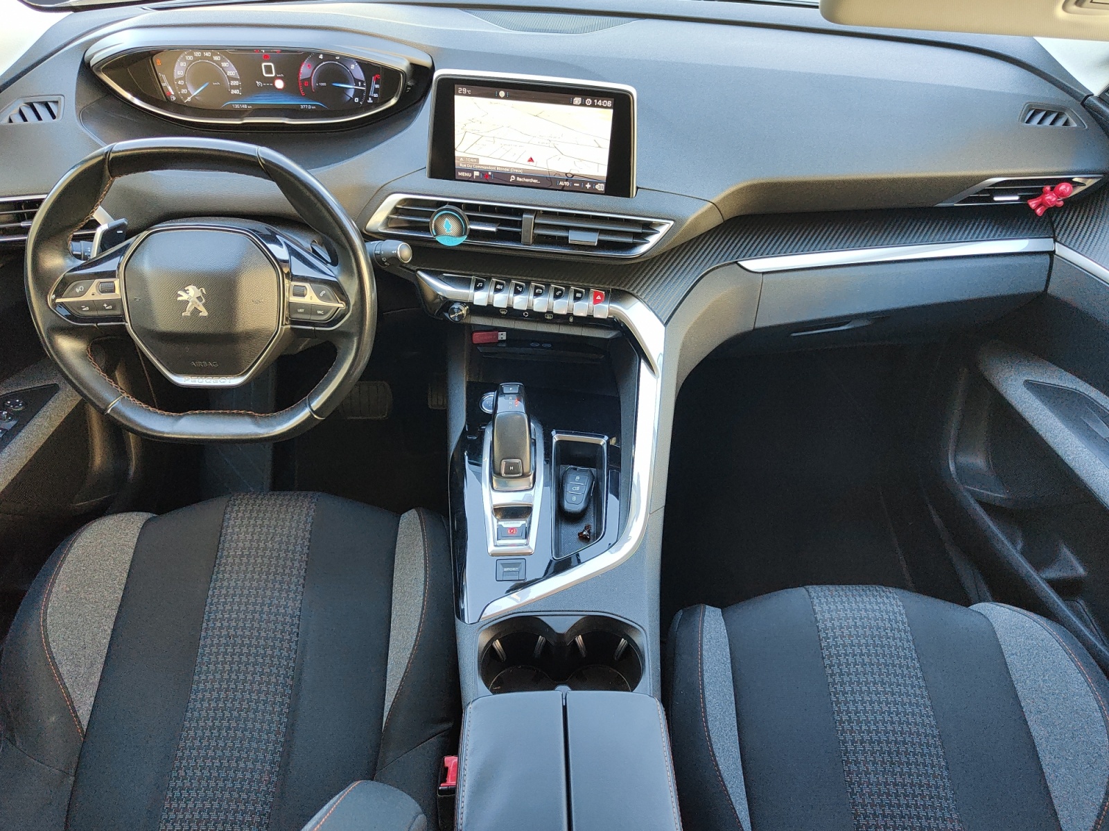 Peugeot 3008 14