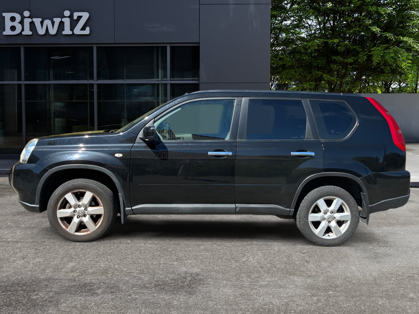 Nissan X-Trail 1