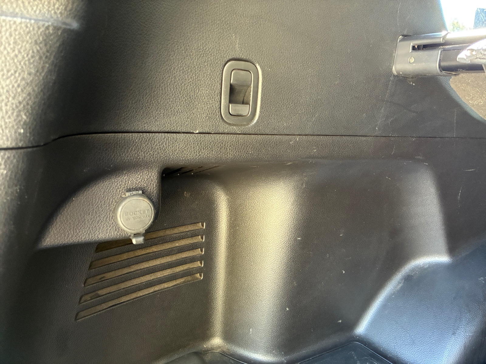 Nissan X-Trail 26