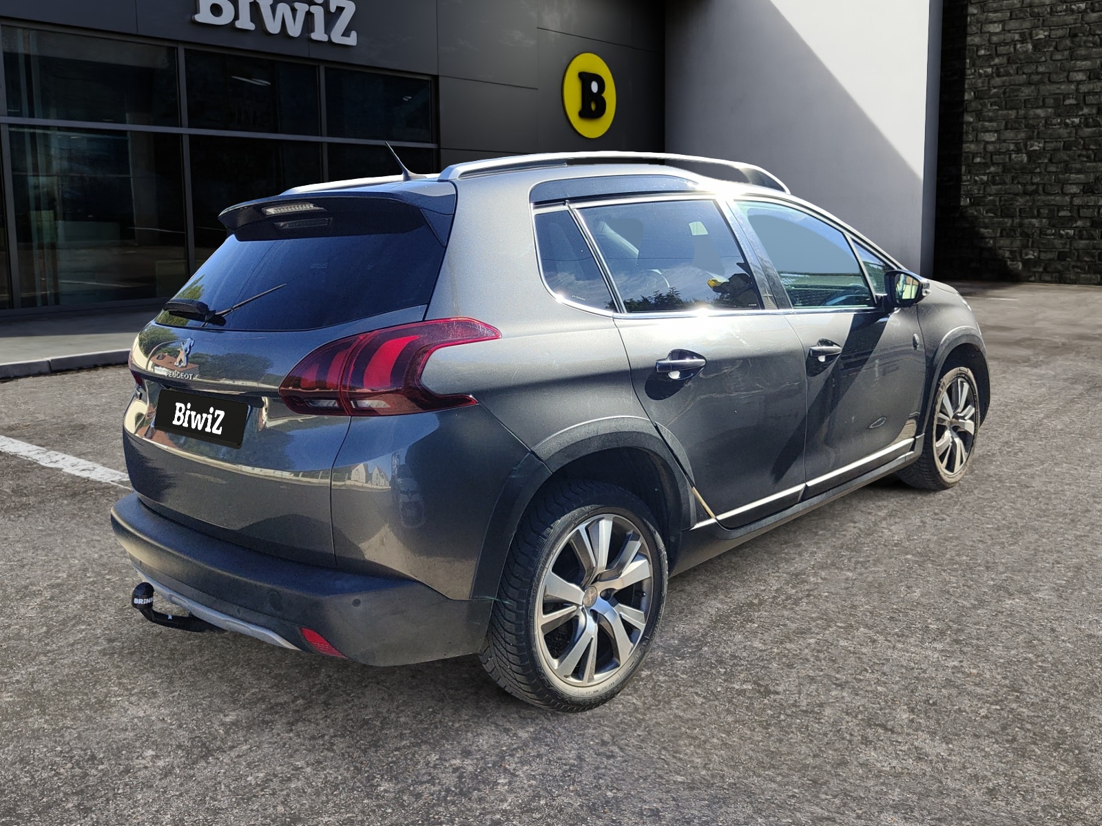 Peugeot 2008 4