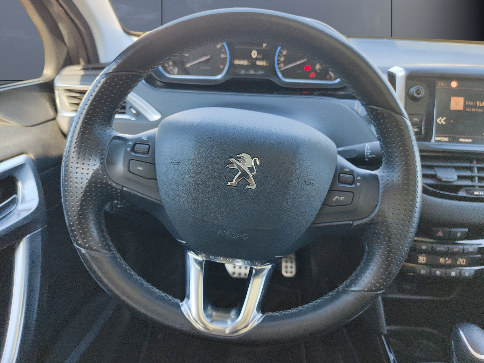 Peugeot 2008 15