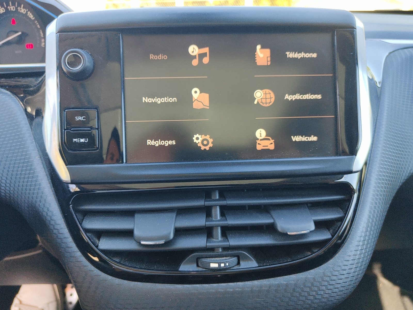Peugeot 2008 17