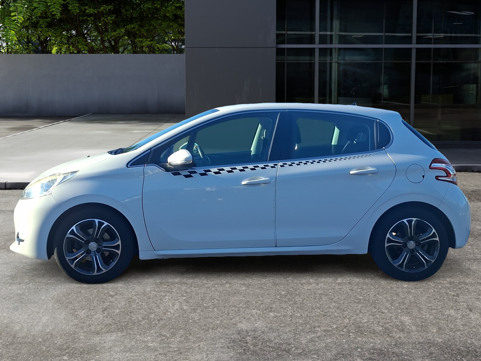 Peugeot 208 1