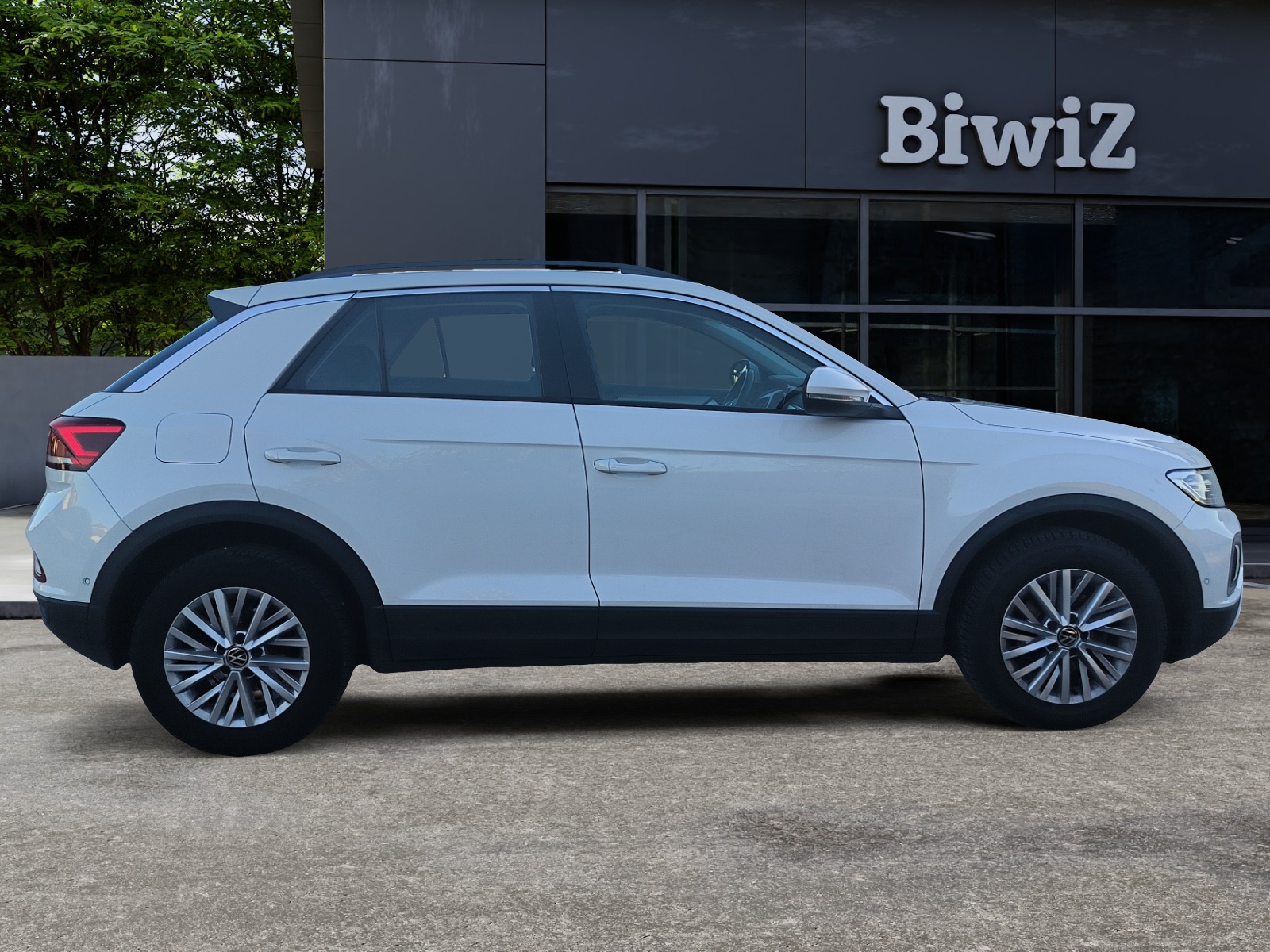 Volkswagen T-Roc 5