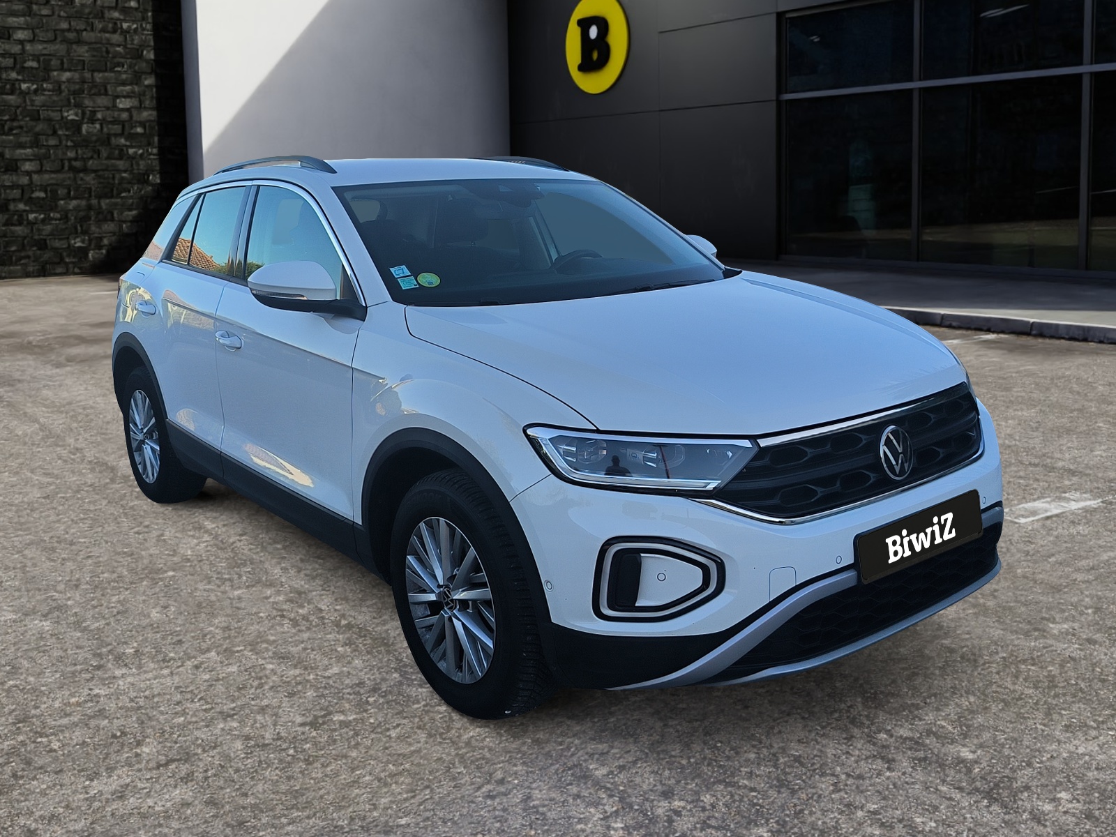 Volkswagen T-Roc 6