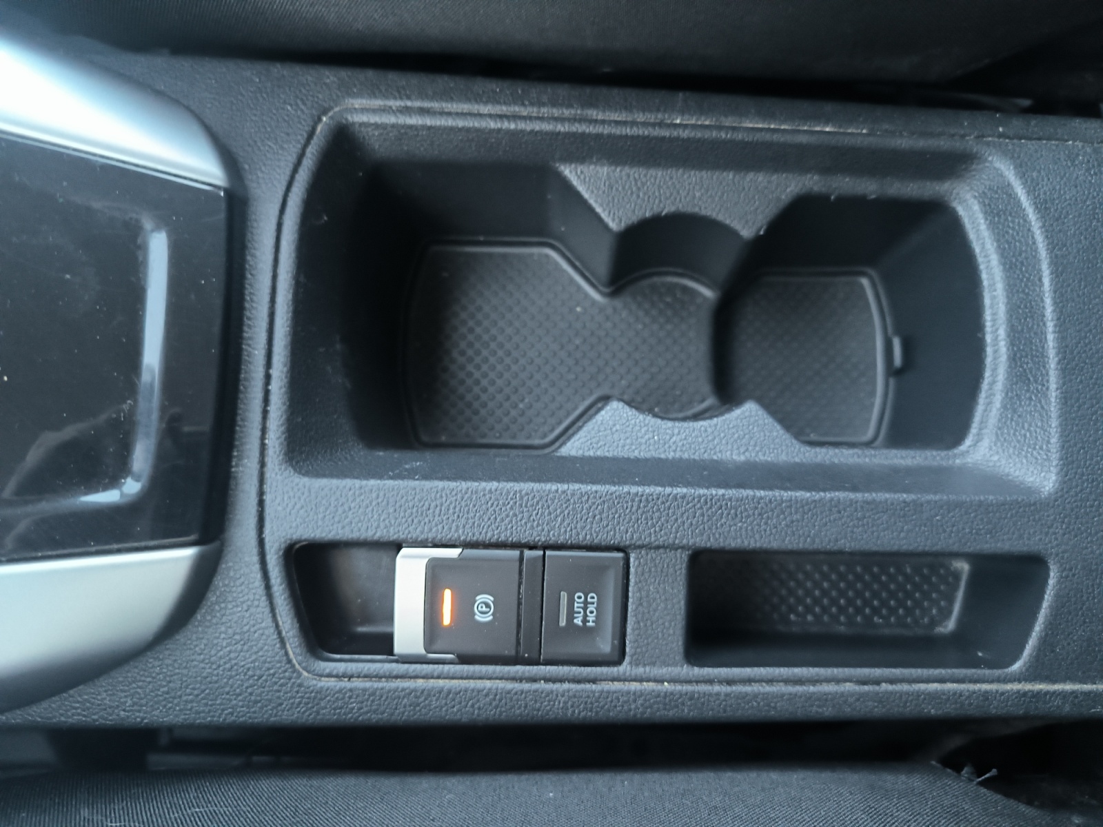 Volkswagen T-Roc 27
