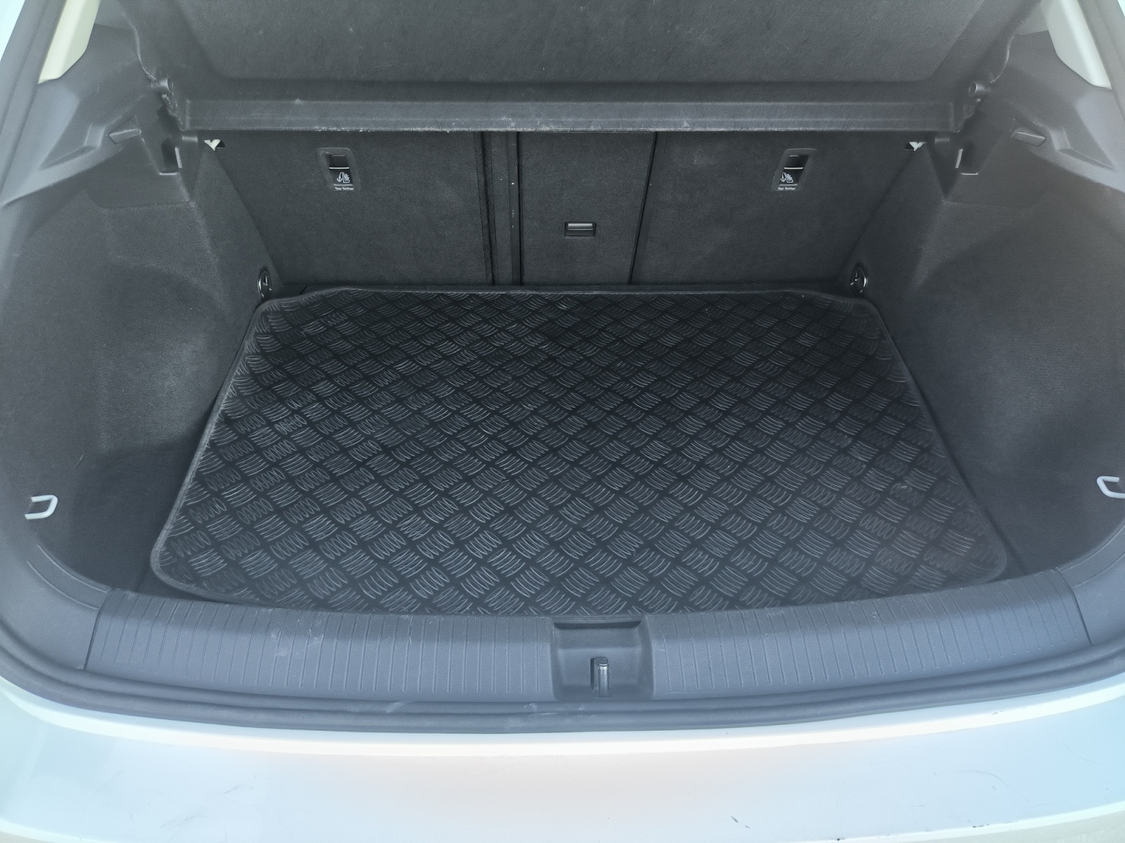 Volkswagen T-Roc 30