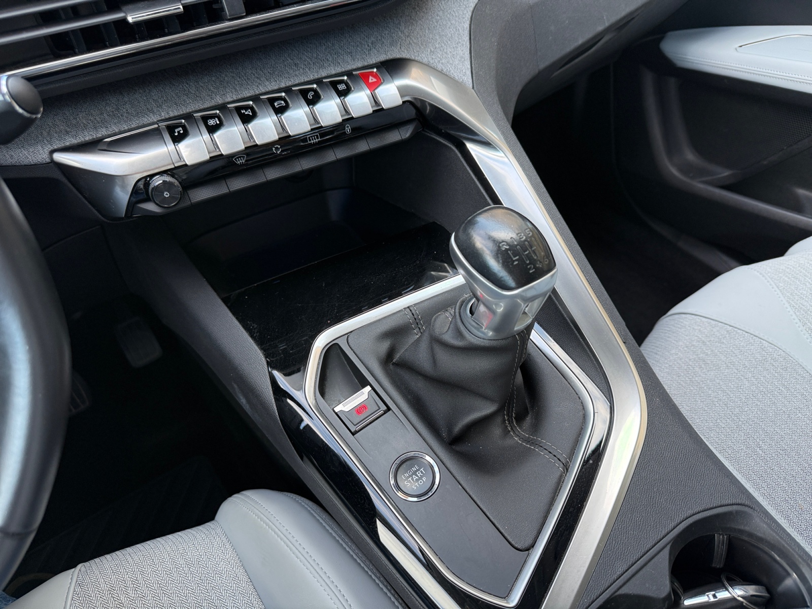 Peugeot 3008 25