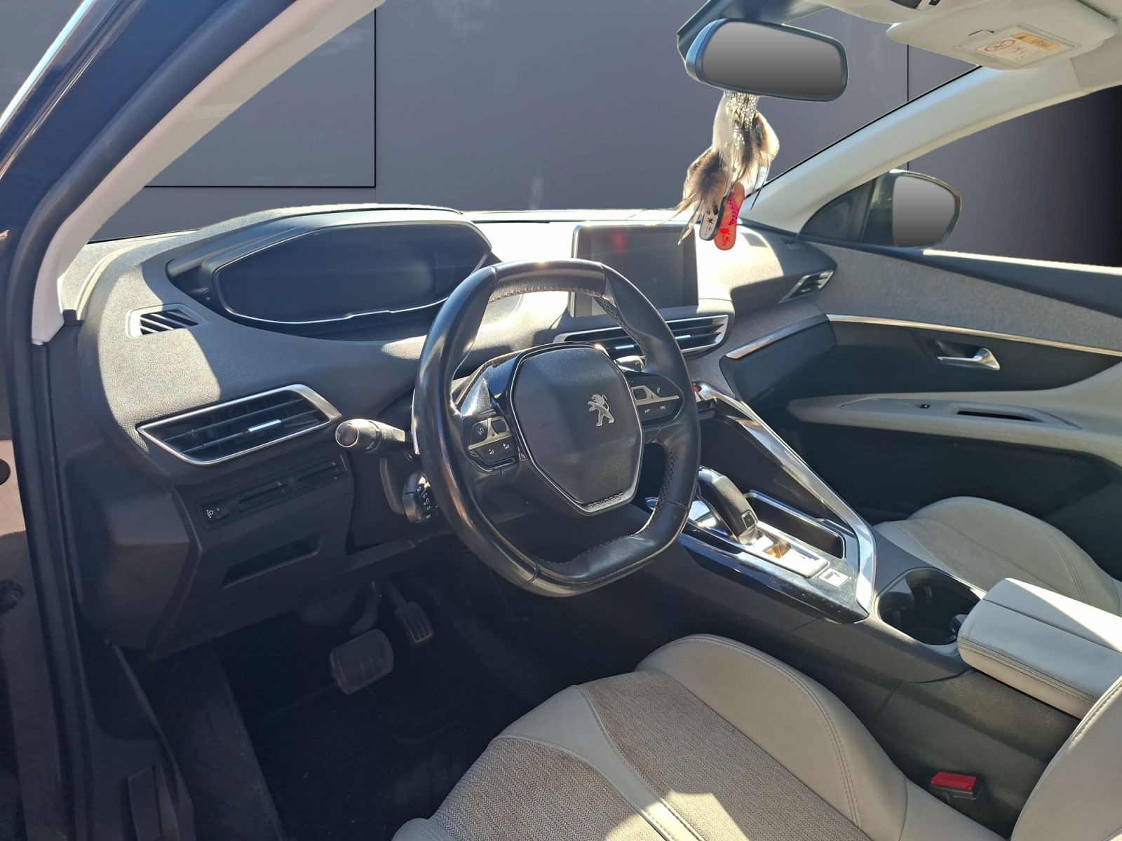 Peugeot 3008 8