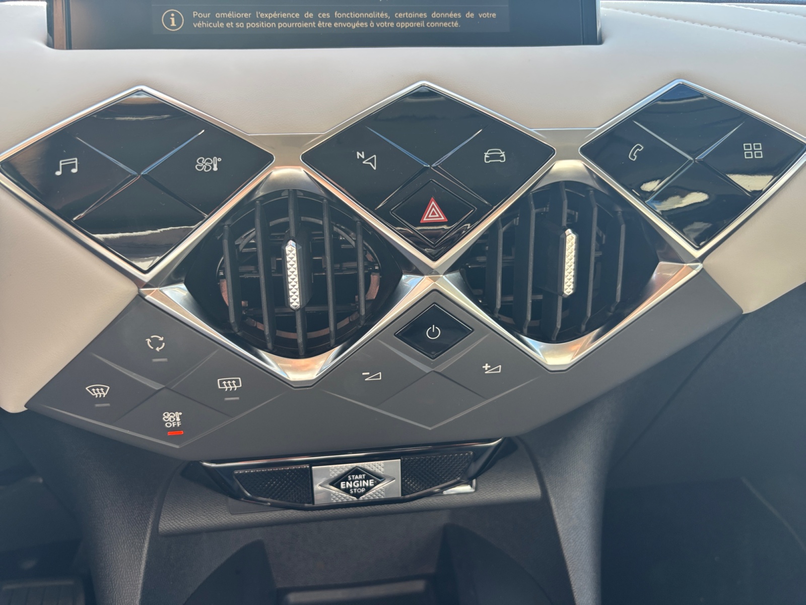 Ds Automobiles Ds3 23