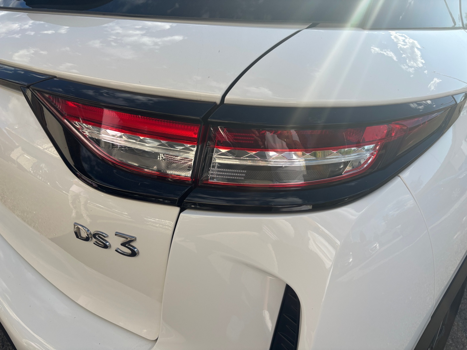 Ds Automobiles Ds3 33