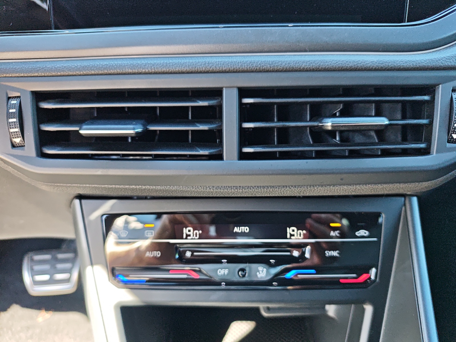 Volkswagen Polo 24