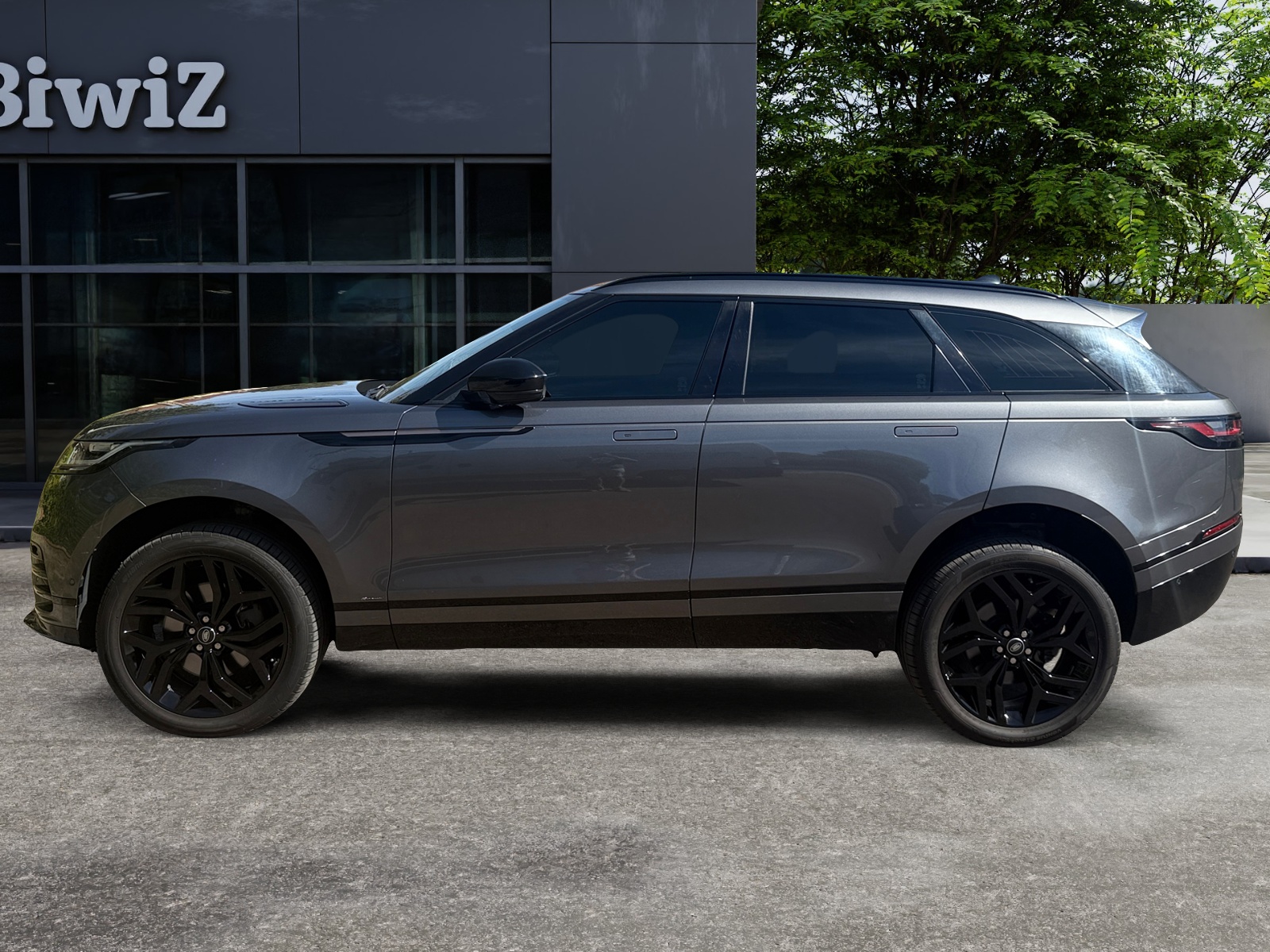 Land Rover Range Rover Velar 1
