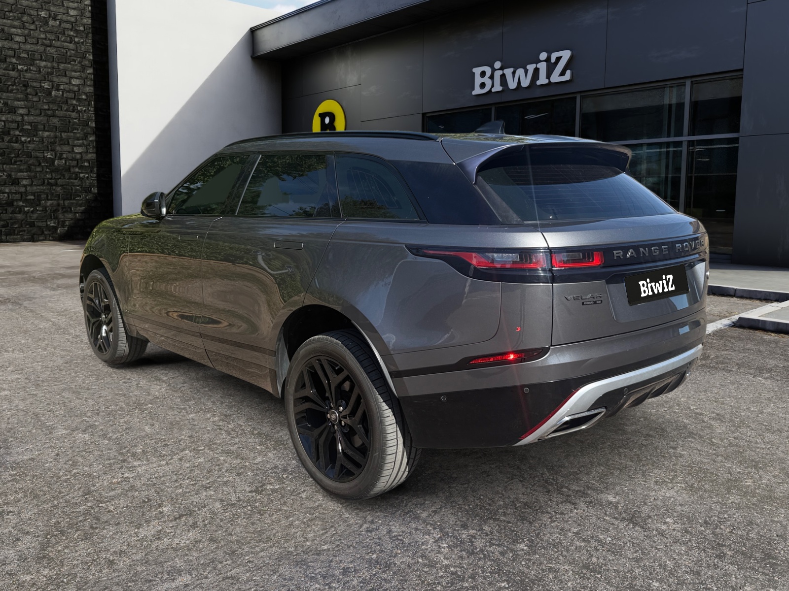 Land Rover Range Rover Velar 2