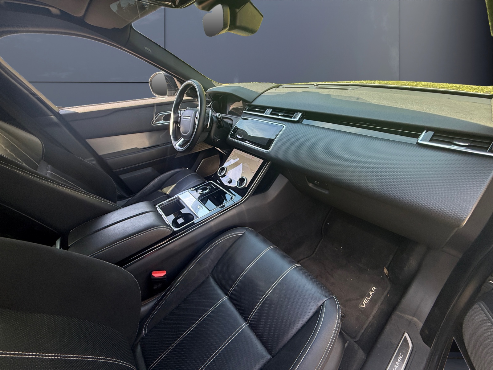 Land Rover Range Rover Velar 12