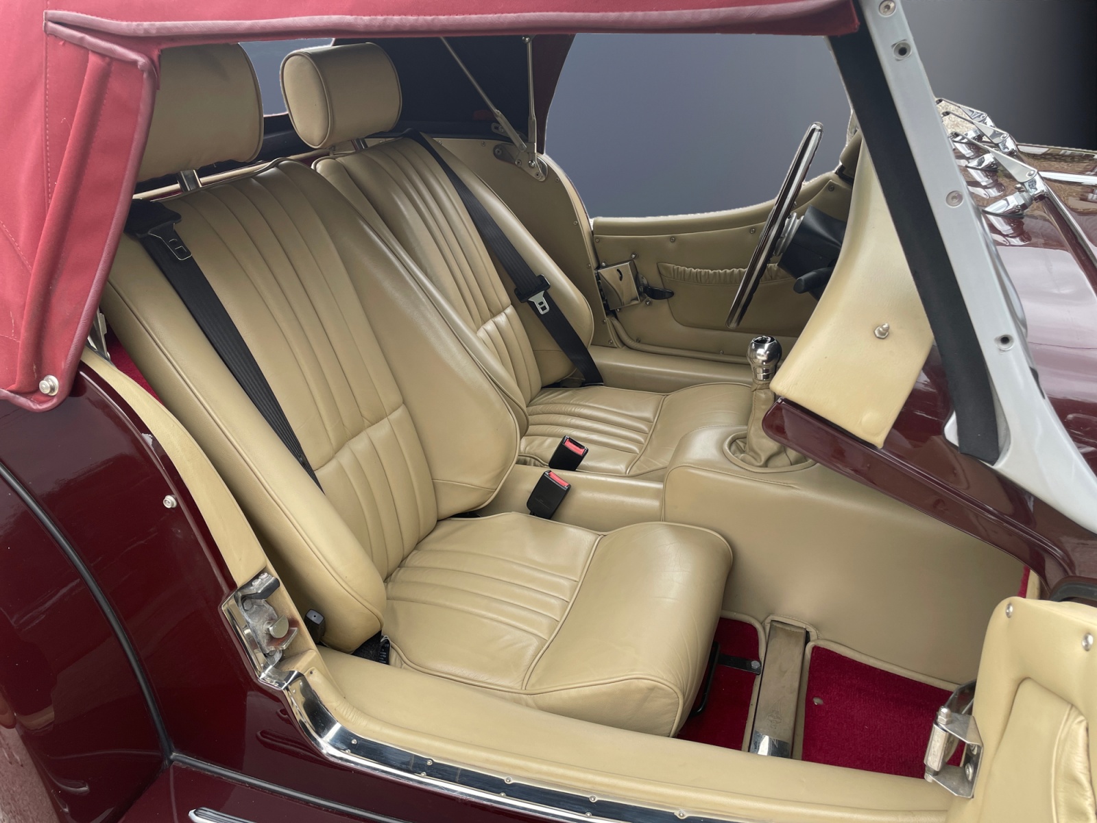Morgan Plus 4 13