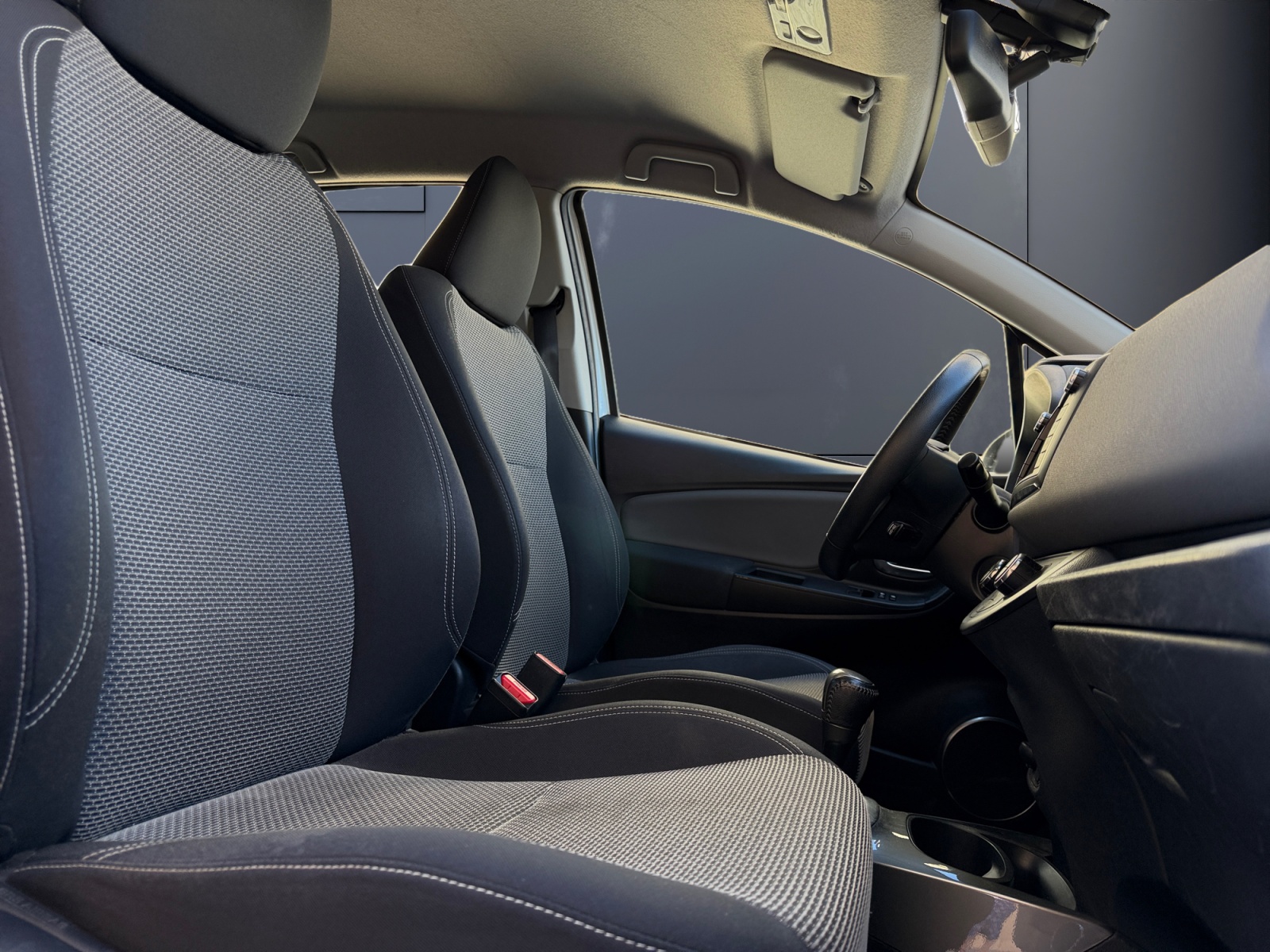 Toyota Yaris 13