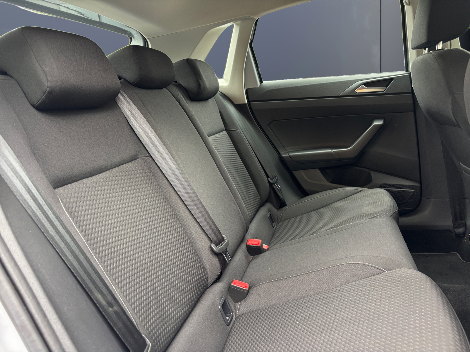 Volkswagen Polo 11