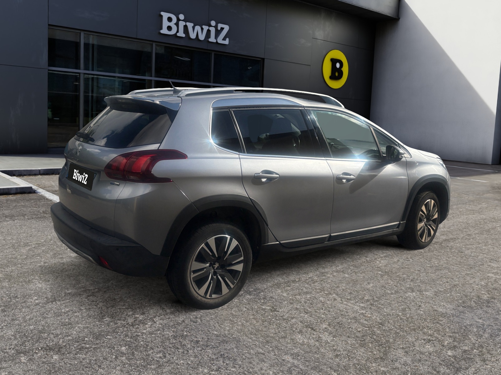Peugeot 2008 4