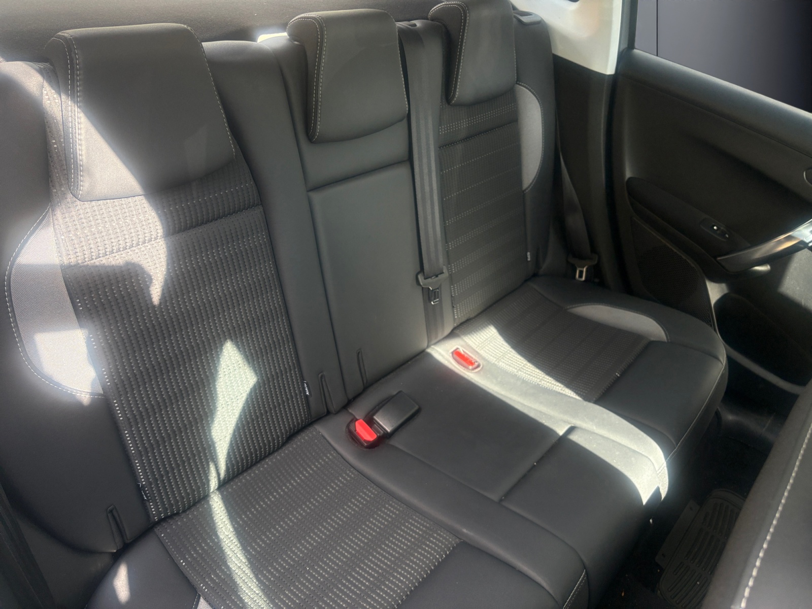 Peugeot 2008 11