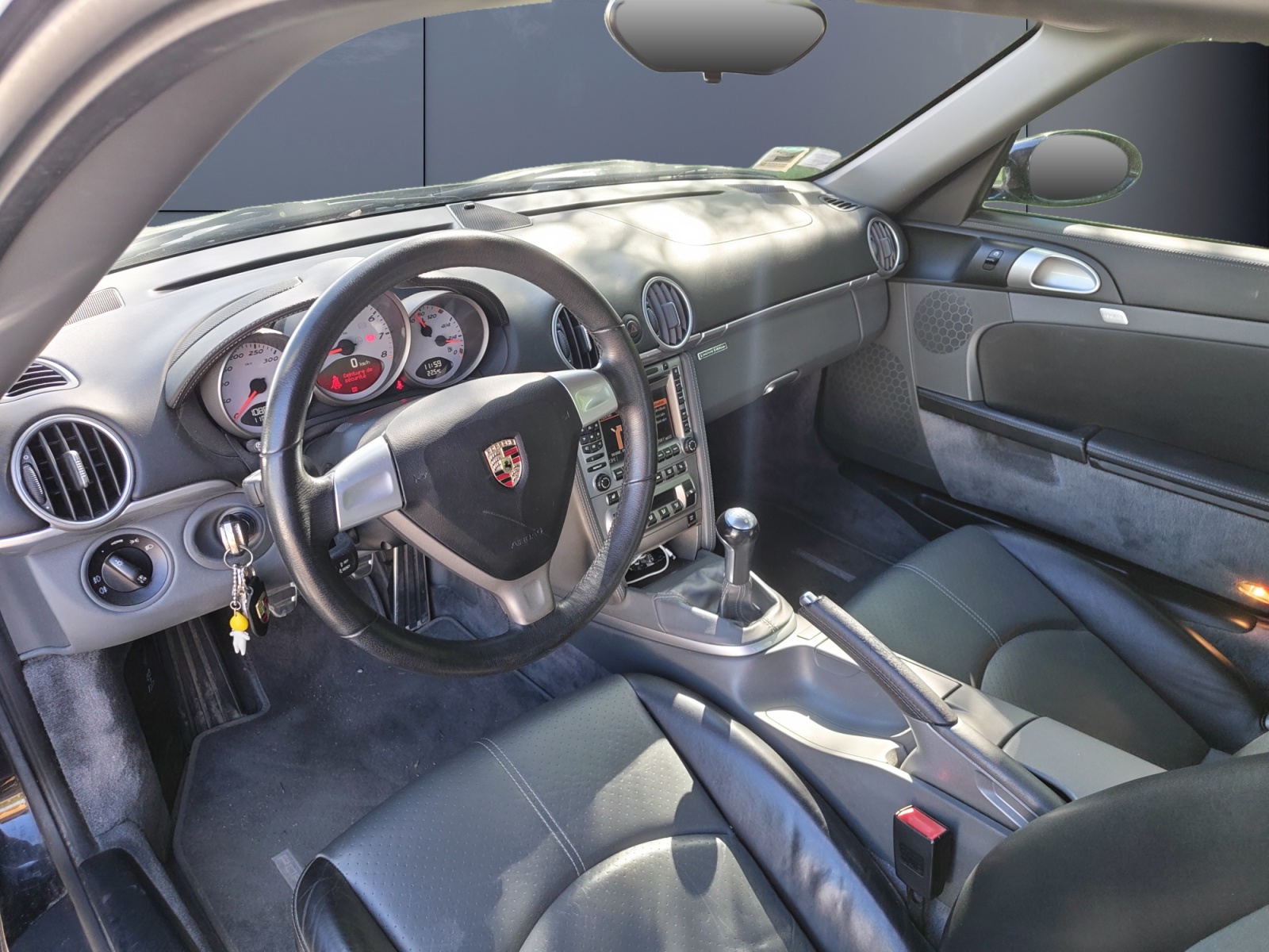 Porsche Cayman 8