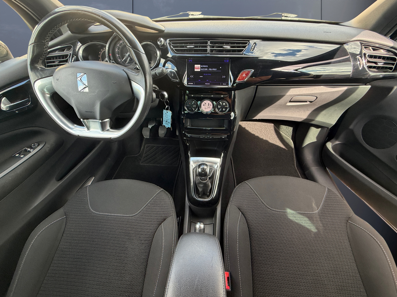 Ds Automobiles Ds3 14