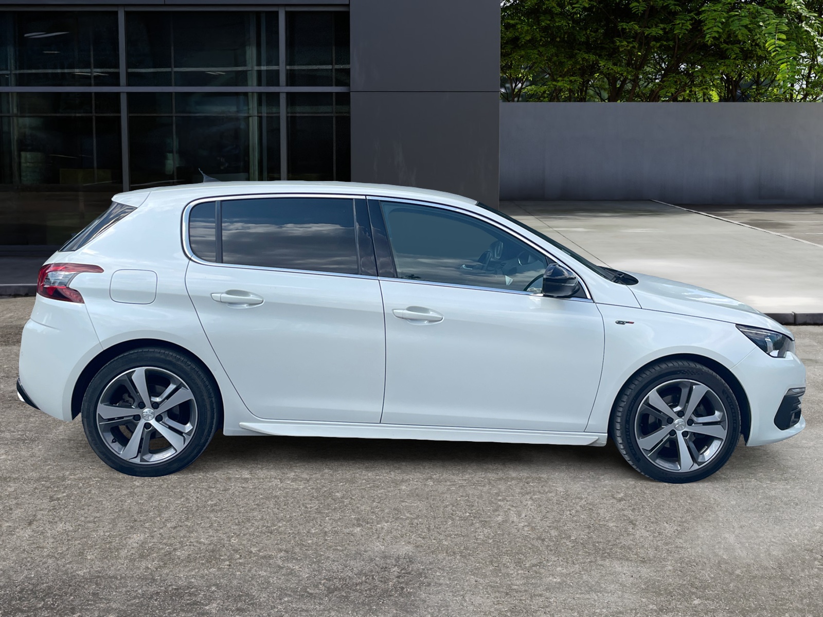 Peugeot 308 5
