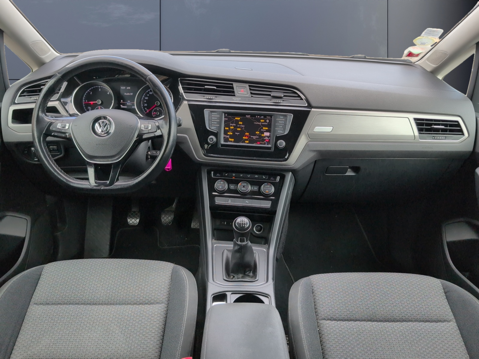 Volkswagen Touran 14