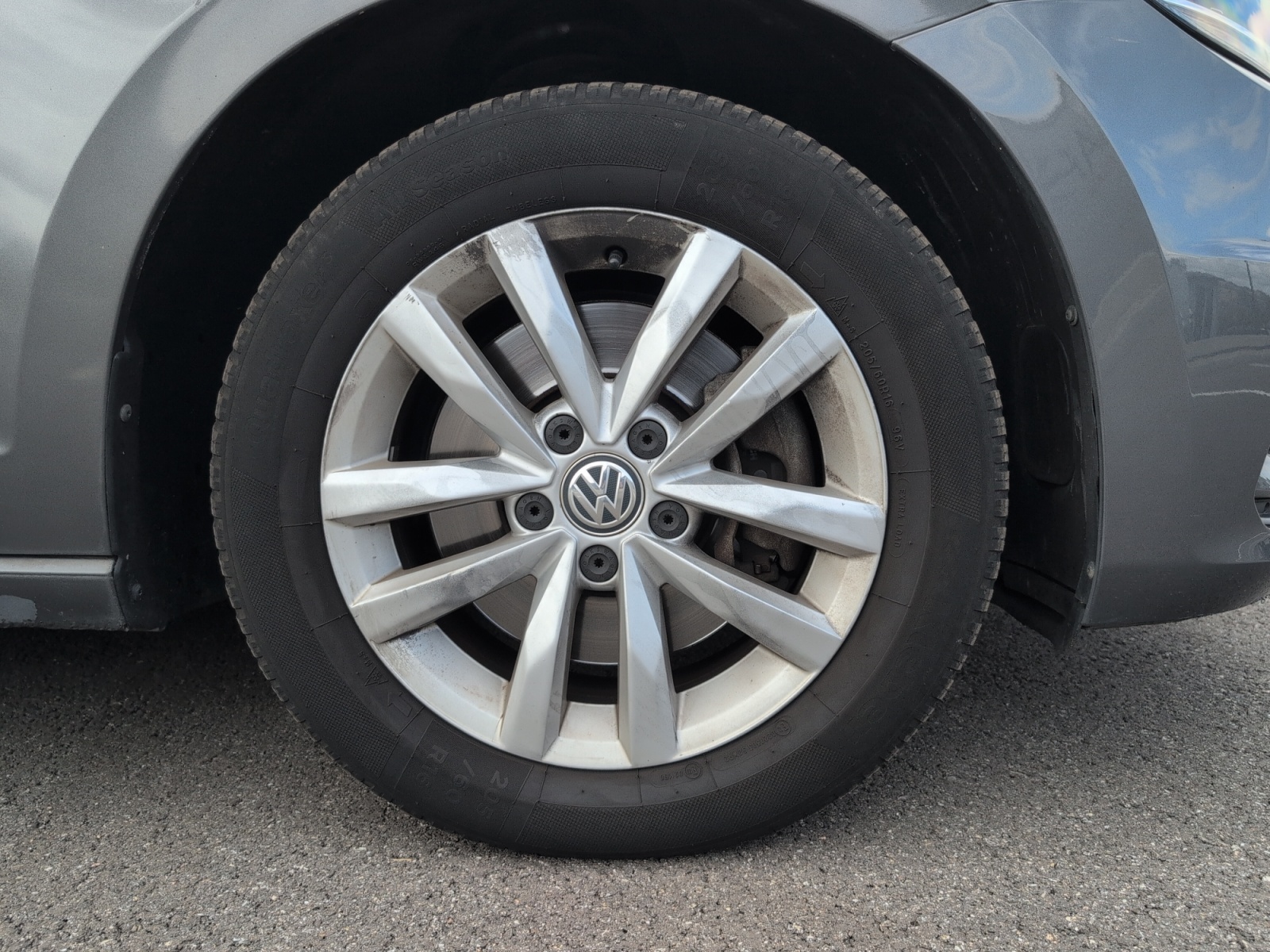 Volkswagen Touran 28