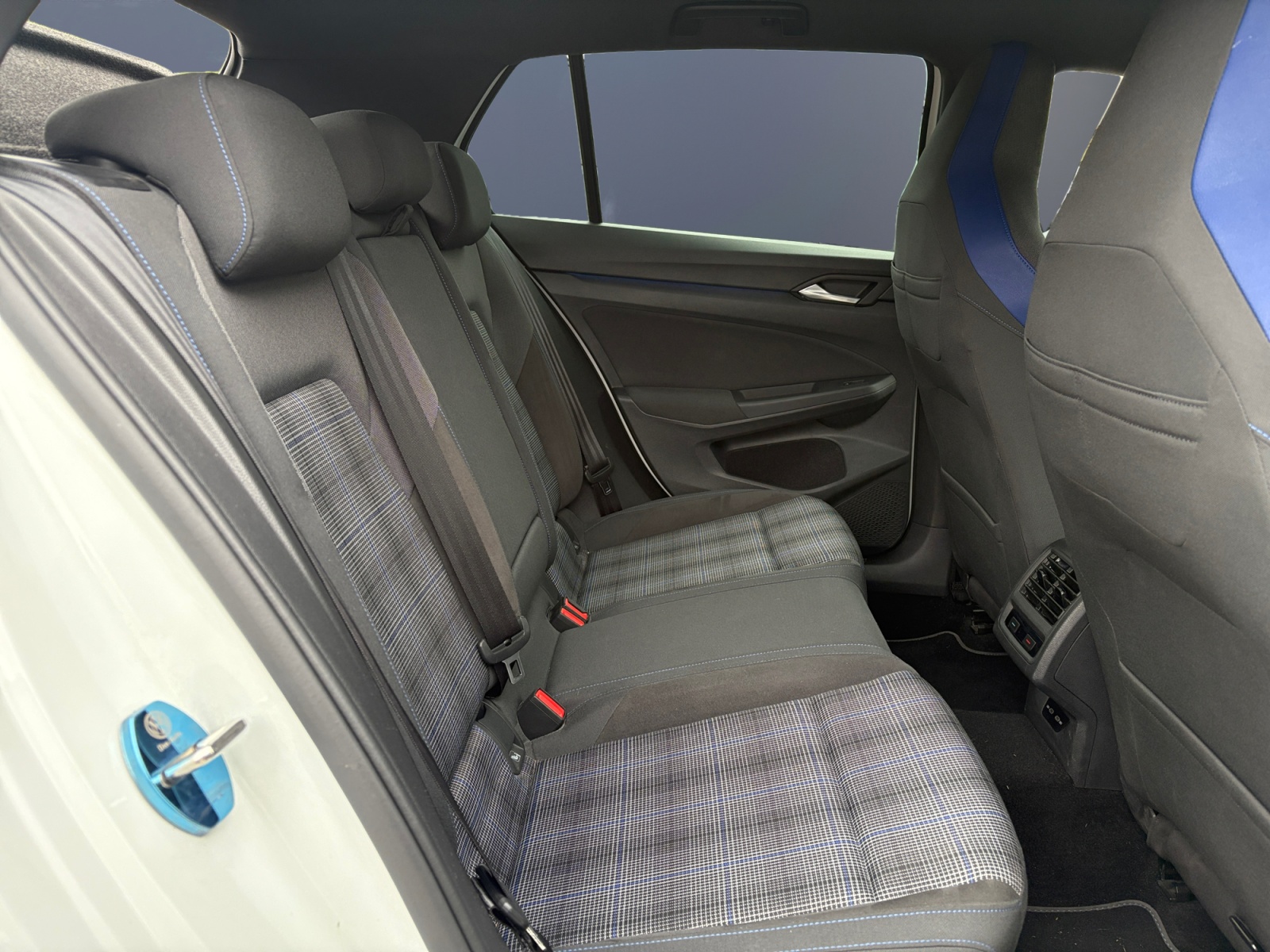 Volkswagen Golf 11