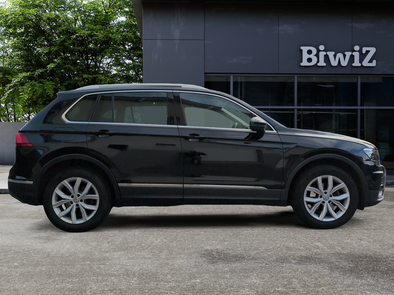 Volkswagen Tiguan 5