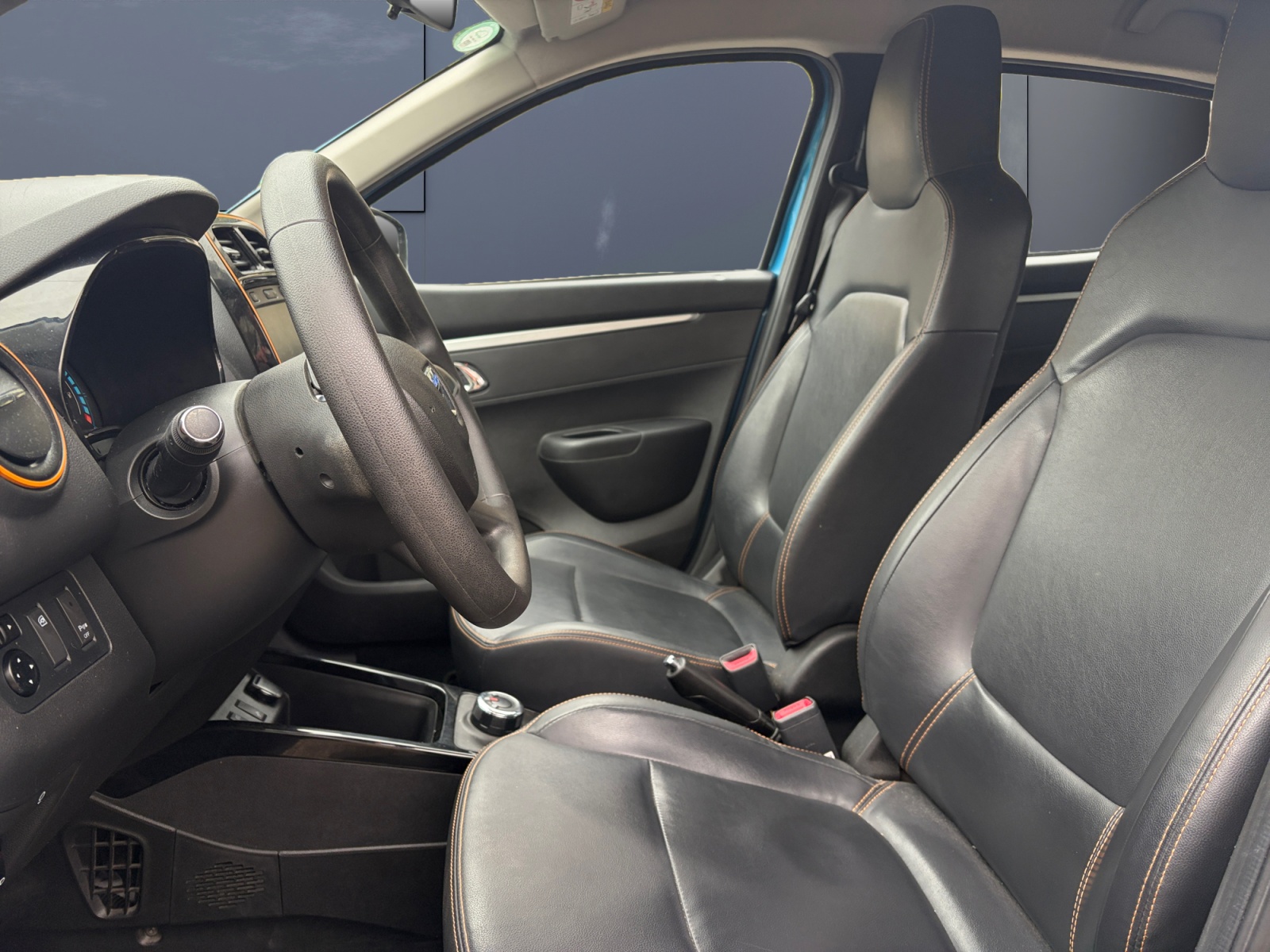 Dacia Spring 9