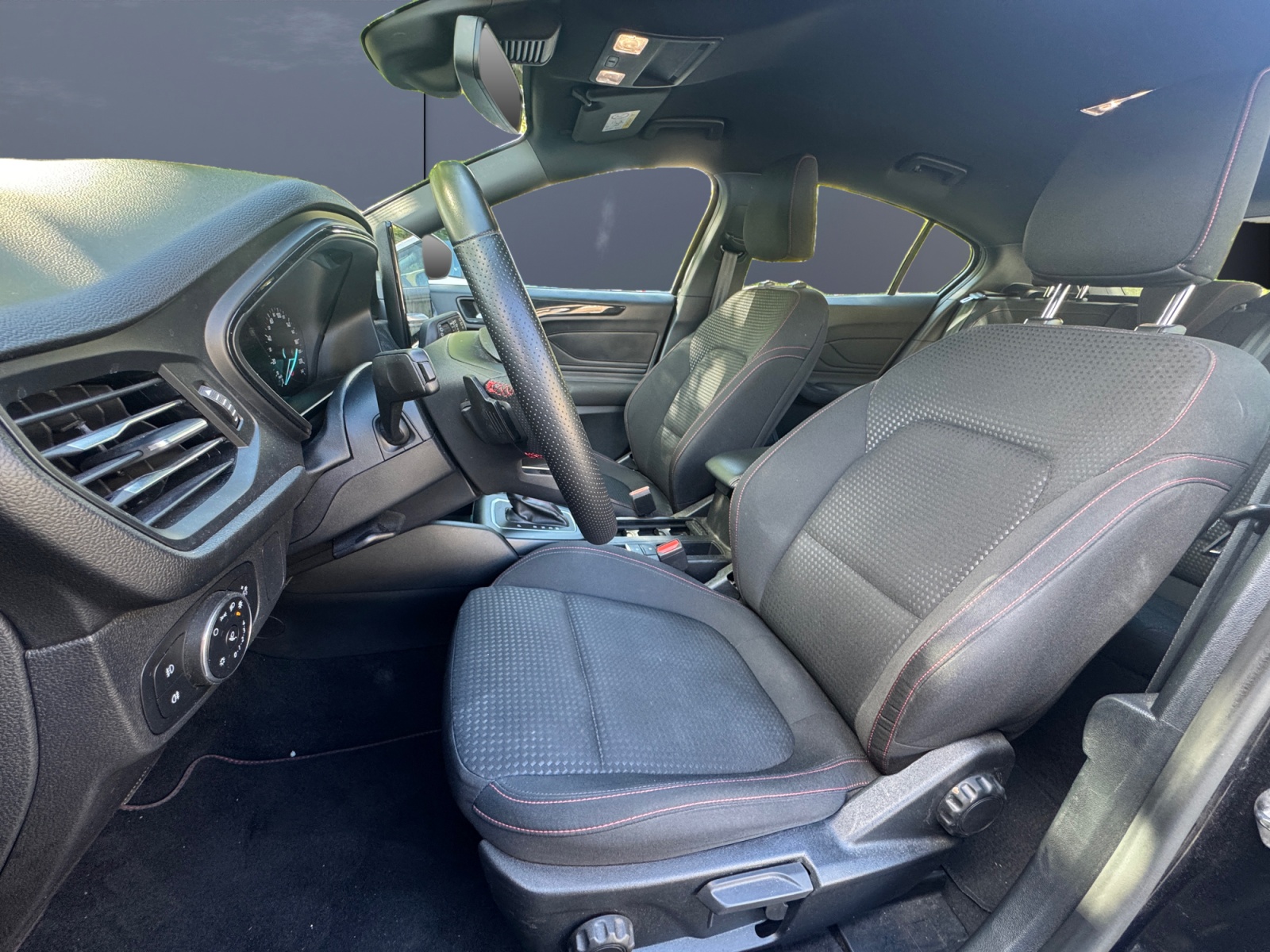 Ford Focus 9