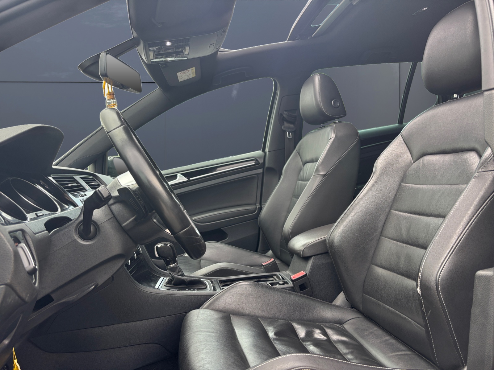 Volkswagen Golf 9