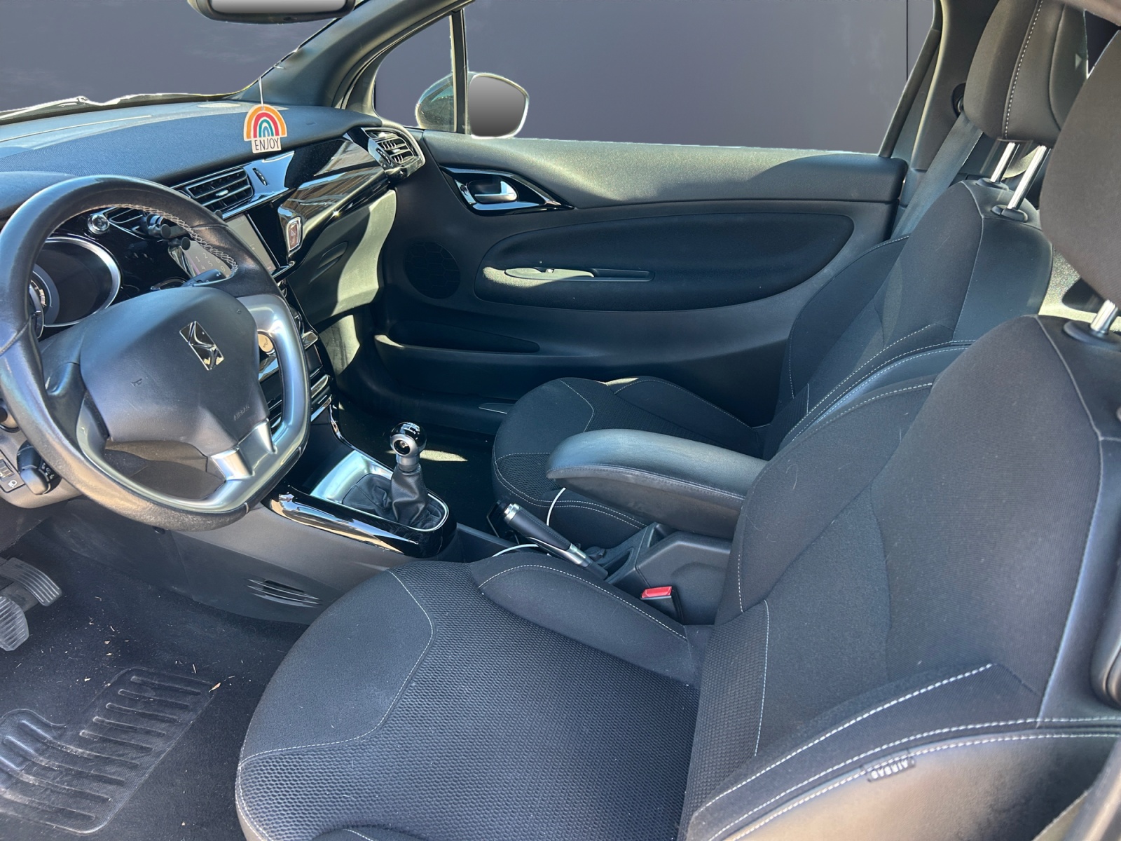 Ds Automobiles Ds3 9