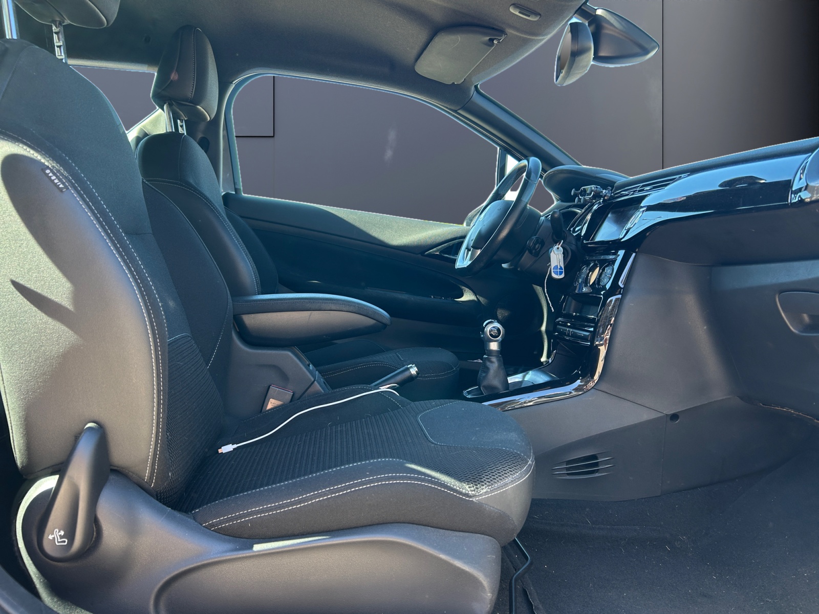 Ds Automobiles Ds3 13