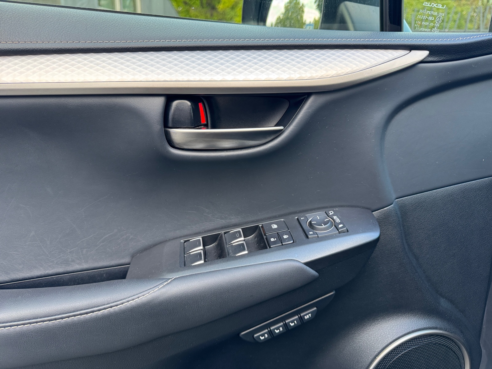Lexus Nx 18