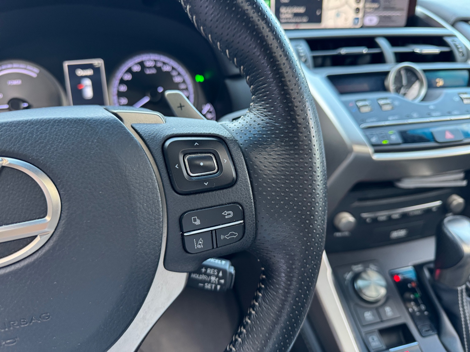 Lexus Nx 23