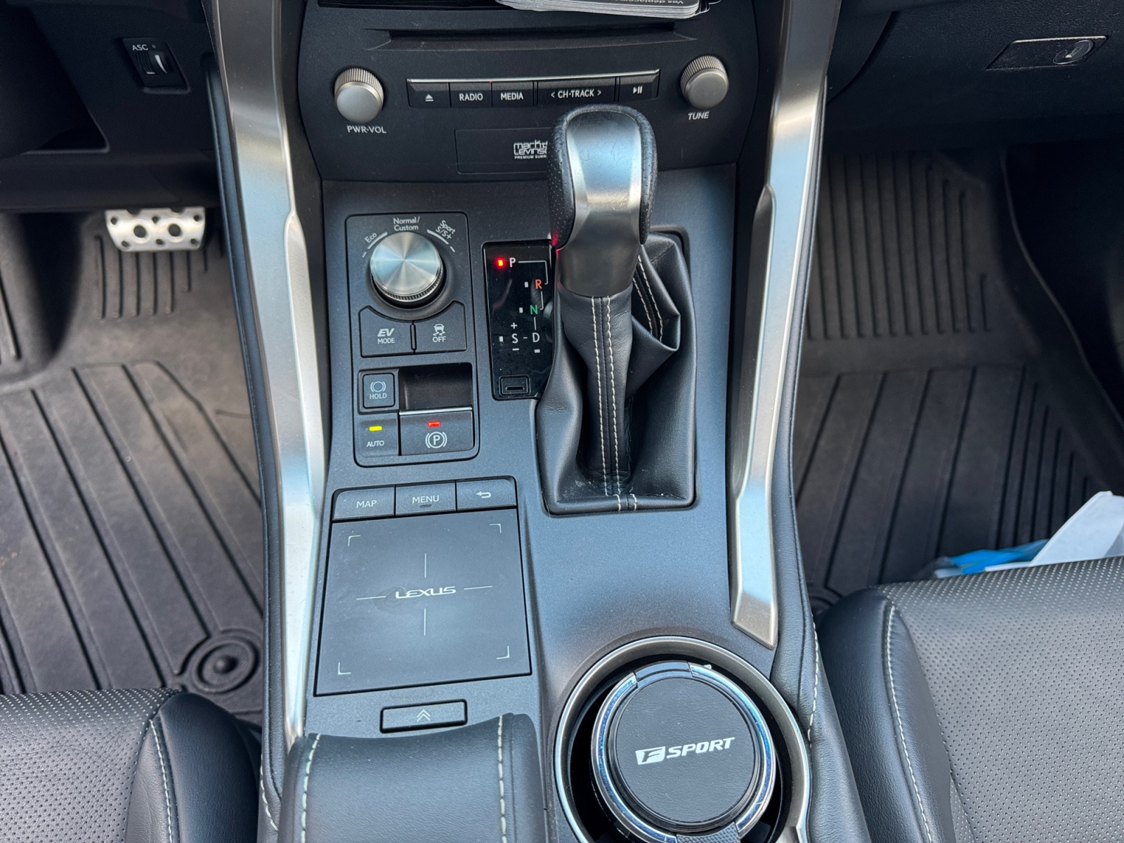 Lexus Nx 26
