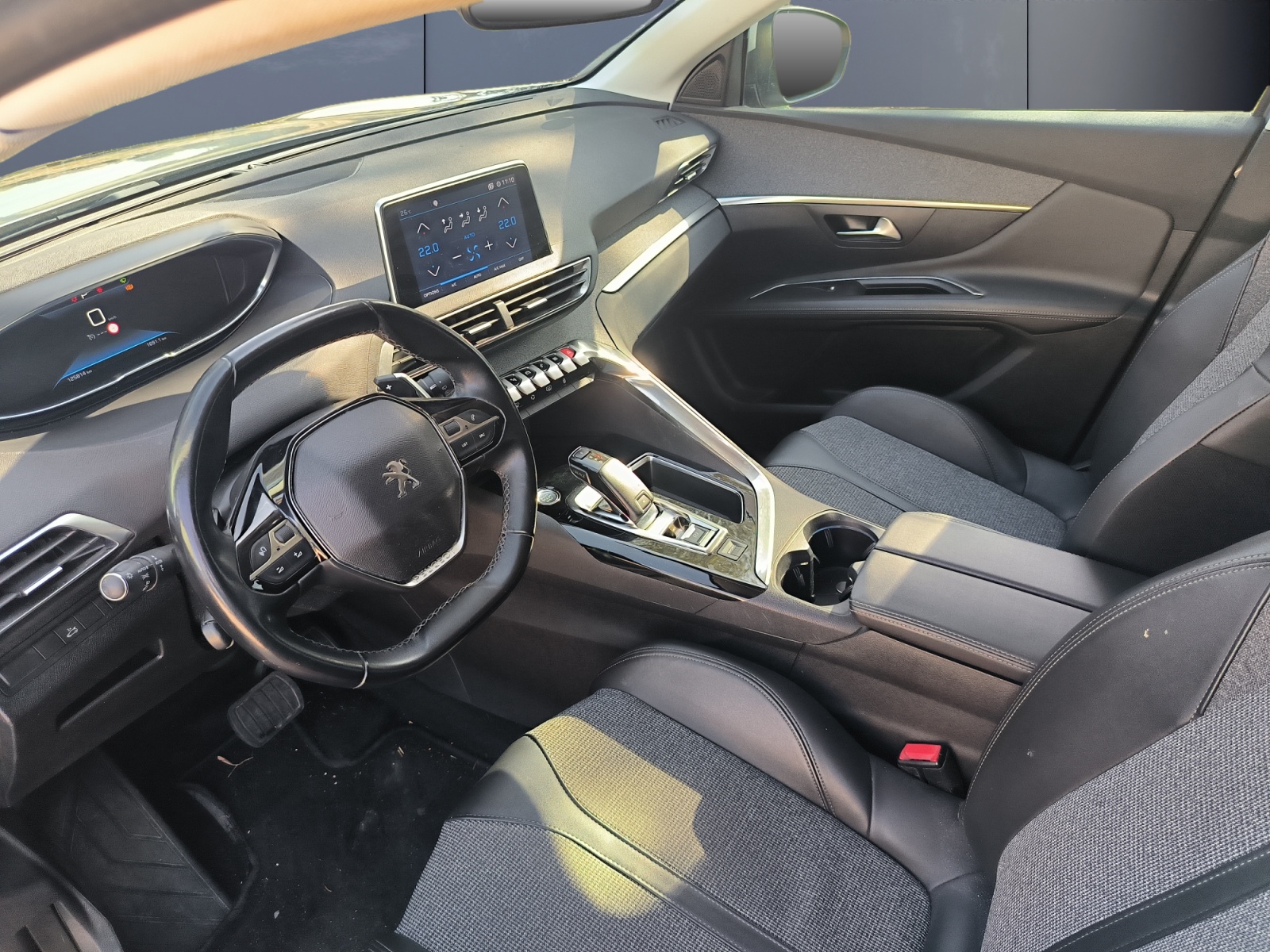 Peugeot 3008 8