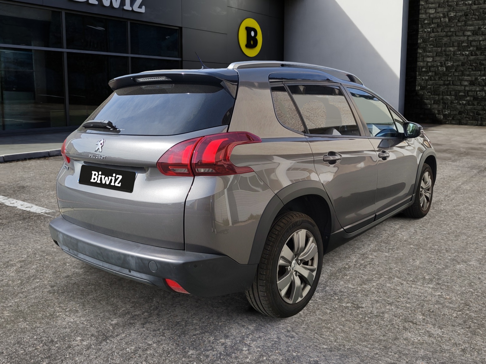 Peugeot 2008 4